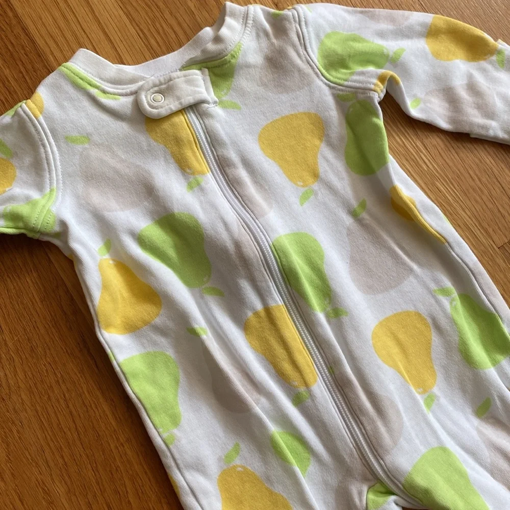 0-3M Baby Gap and Gymboree Sleep and Play Pajamas - Picture 8 of 10